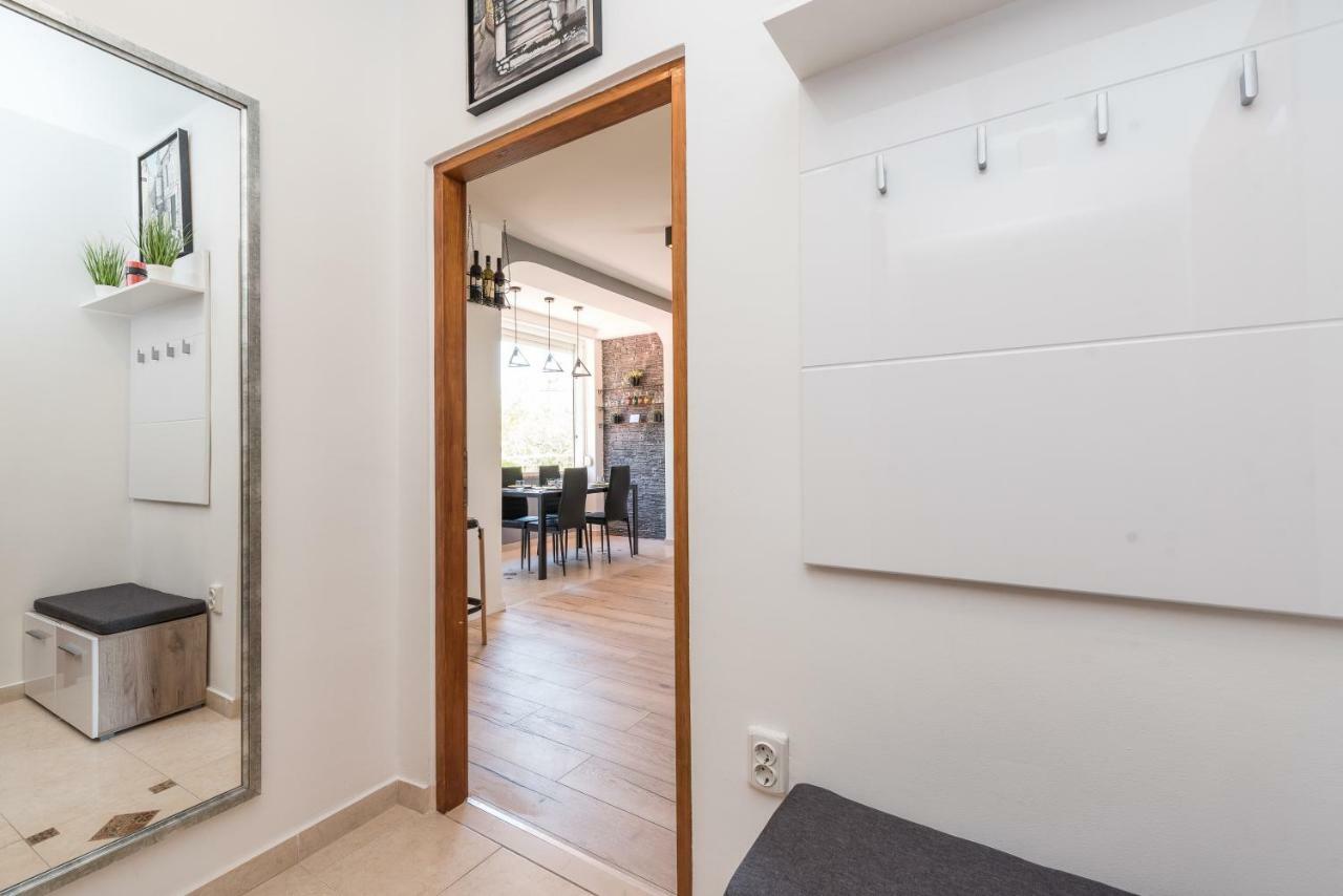 Portos Apartment Zadar Bagian luar foto