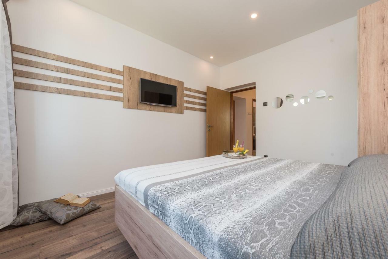 Portos Apartment Zadar Bagian luar foto