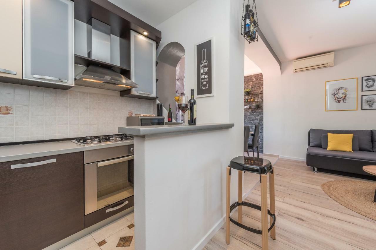 Portos Apartment Zadar Bagian luar foto